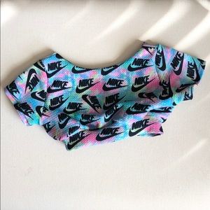 Baby girl Nike crop top